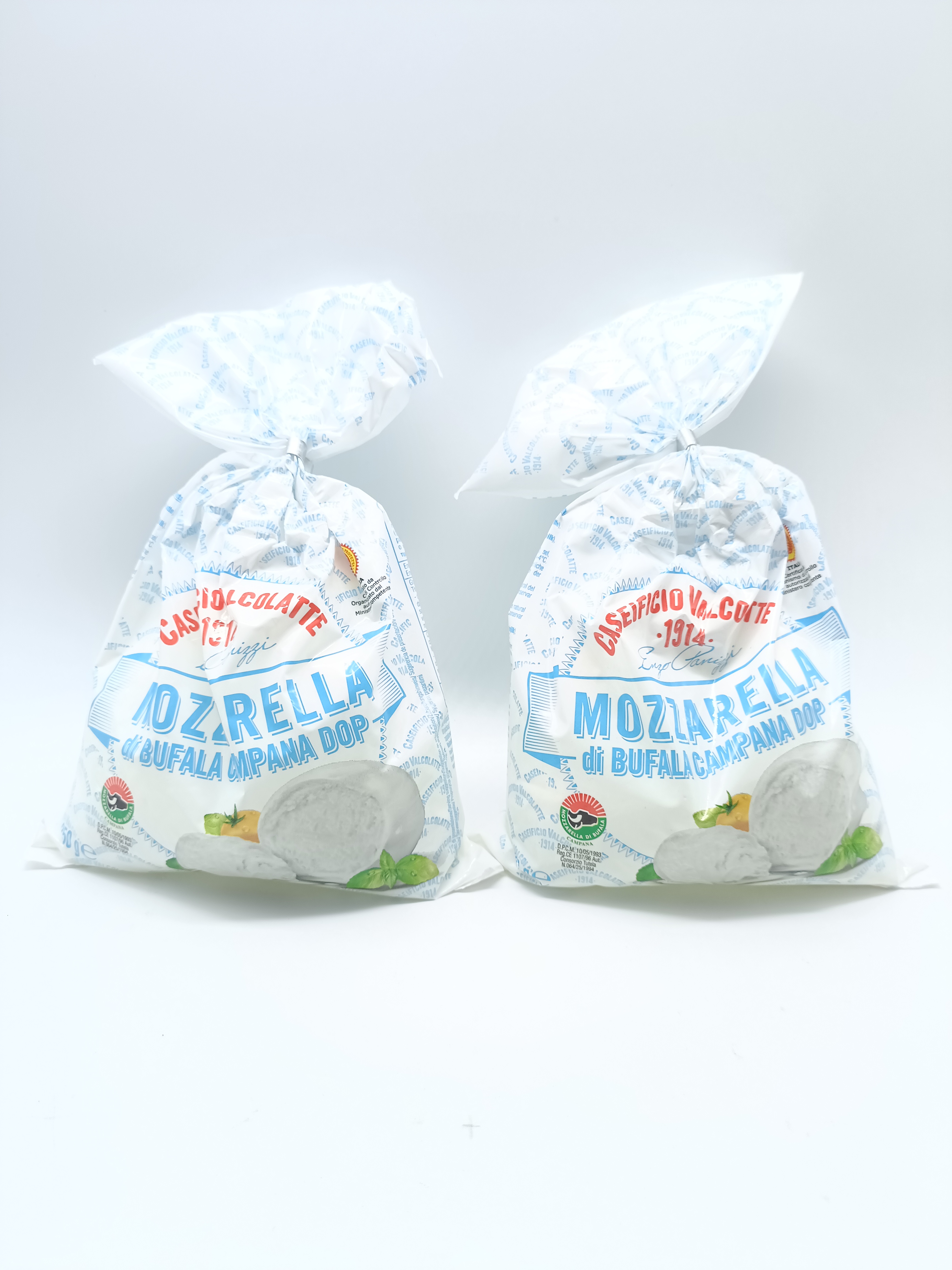 Acheter en ligne Fromages italiens Mozzarella Di Bufala D.O.P
5 x 50 gr Fromages italiens Mozzarella Di Bufala D.O.P
5 x 50 gr